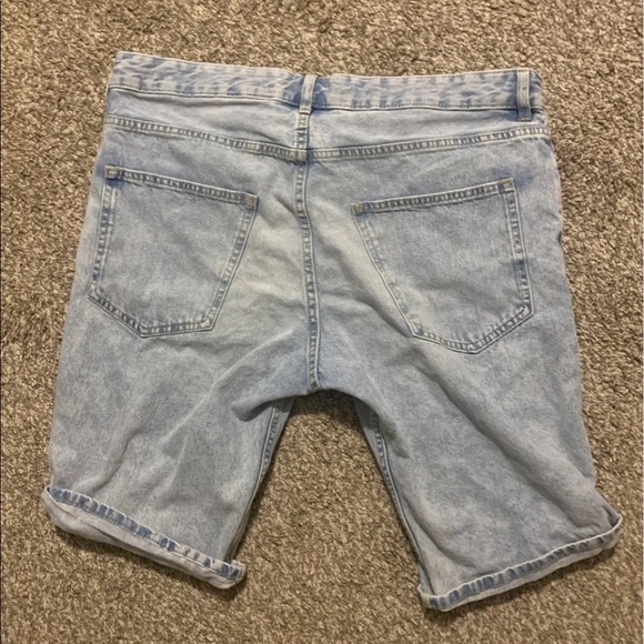 Jean Shorts/Light Blue/Unknown Brand - Picture 2 of 2